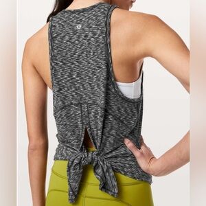 Lululemon Goal Up Tank
Spaced Out Space Dye Black White - No Tag Size 12